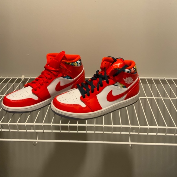Men Air Jordan Mid SE Barcelona - Picture 5 of 6